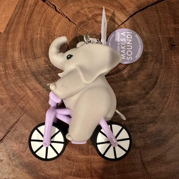 B&BW Circus Elephant PocketBac Holder - Picture 3 of 4